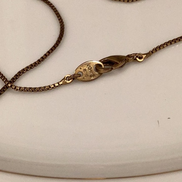 Avon Milky Quartz Chinese Pendant Necklace - Picture 4 of 4